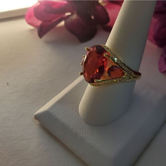 Oval Cut Ruby & White Topaz  Cocktail  Ring 14K Gold on 925 Band - Picture 7 of 9